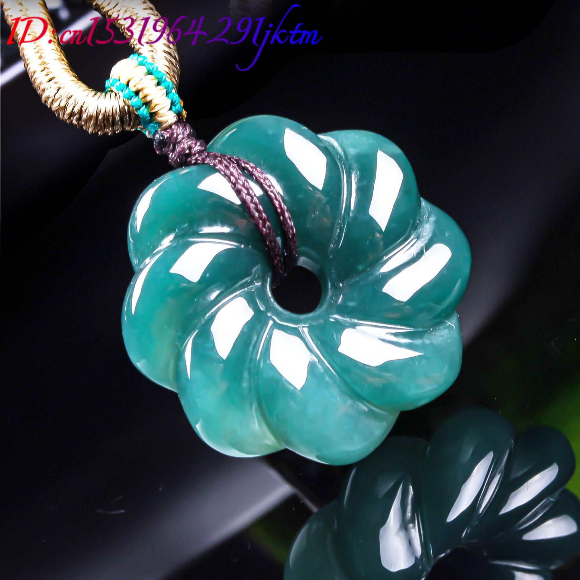 Natural Burmese Jadeite Flower - огляд і ціна Necklaces