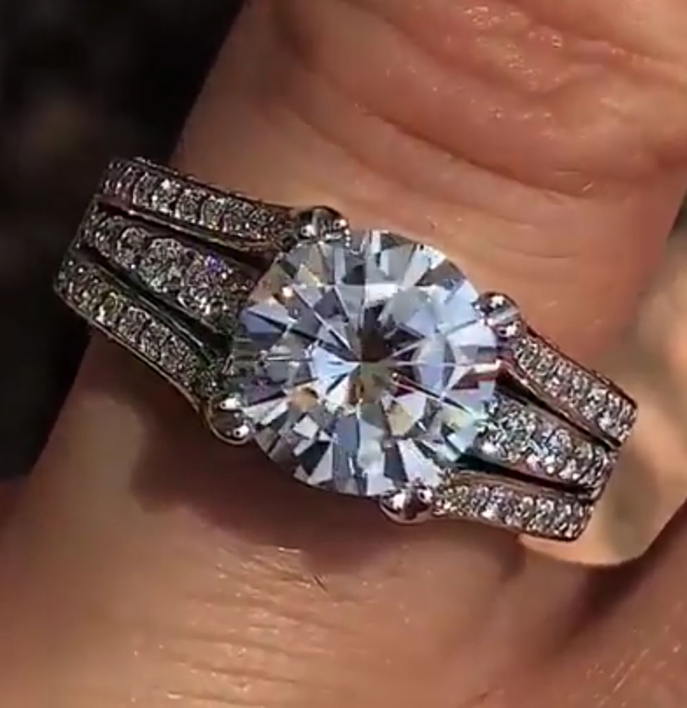 Custom Solid 14K White Gold Wo - огляд і ціна Moissanite Engagement Ring 1 Carat