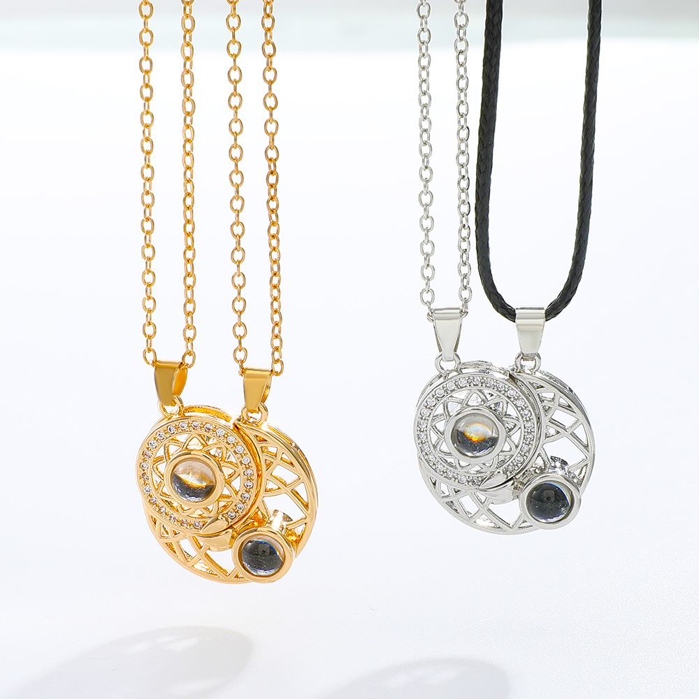 2PCS Magnetic Couple Matching  - огляд і ціна Magnetic Couple Matching Necklaces