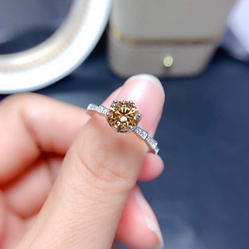 Morganite Ring VVS1 Grade Labo - огляд і ціна Moissanite Engagement Ring 1 Carat