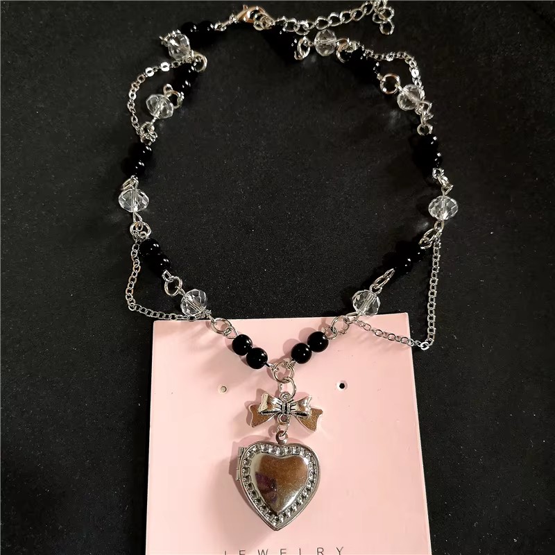 Goth Y2K Heart Locket Pendant  - огляд і ціна Heart Locket Necklace Photo